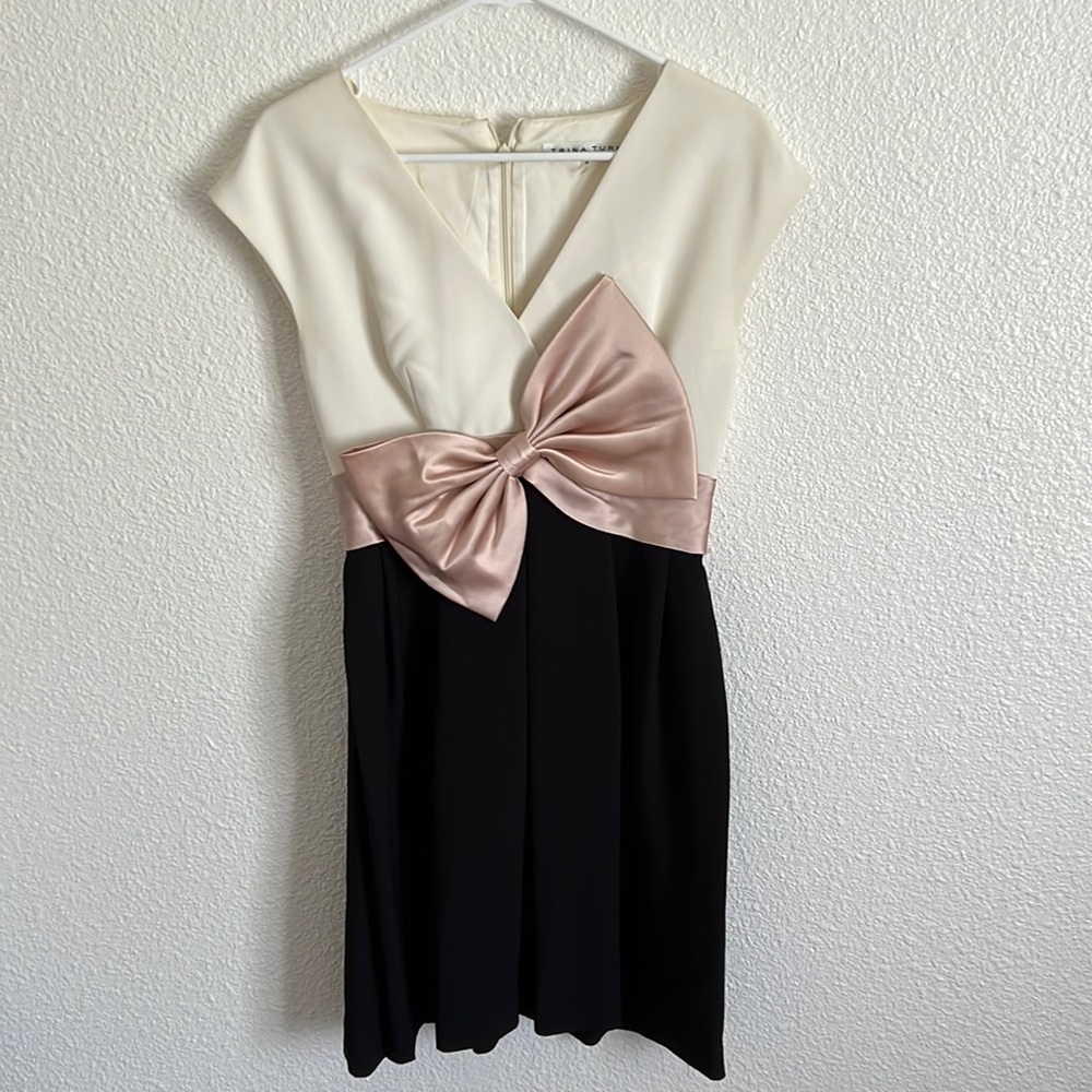 Trina Turk bow dress size 4
